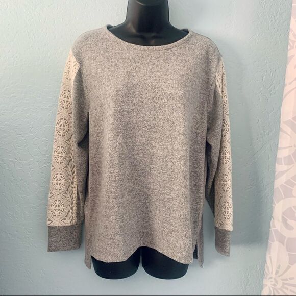 Flora Nikrooz Gray Fleece Pullover Sweatshirt Size Medium - Picture 1 of 10